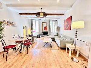 ApartHotel Riviera - La Maison De Francois - Old Town