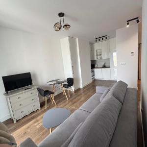 Kwiatkowskiego Apartments River Side City View