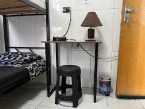 Quartos na Praia - Cozinha Compartilhada, Self Check-in, WiFi, Próximo à Praia