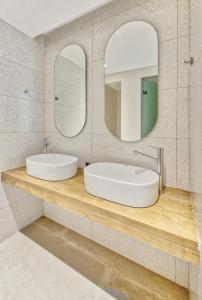 Astarte Villas - Casa Palmera Beach Villa with Pool