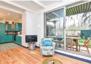 Appartements Place du Trocadero 25 mins away : photos des chambres