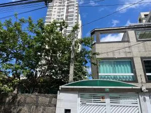 Quartos na Praia - Cozinha Compartilhada, Self Check-in, WiFi, Próximo à Praia - Vila Macuco