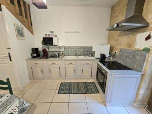 Charme au cœur de Beynac avec climatisation et parking privé - FR-1-616-462