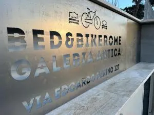 Bed&BikeRome GALERIA ANTICA - 安圭拉萨巴齐亚
