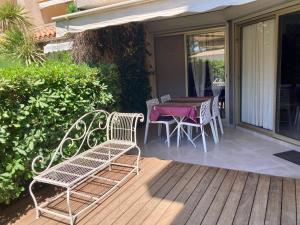 Apartment with terrace & garden in Antibes Juan les Pins close seaside