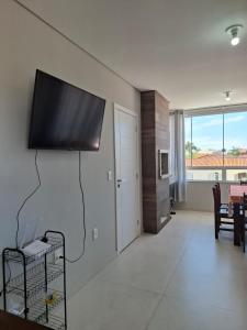 APARTAMENTO ALUGUEL TEMPORADA Praia do Sonho Palhoça SC Acomodações para até 8 pessoas