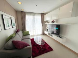 The Palm Wongamat - 2BR Luxury Beachfront Suite - Ocean View