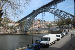 Estúdio com vistas rio Douro