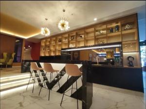 Beautiful brand new suit