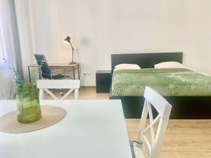 На Куліша 3, сучасні апартаменти біля оперного