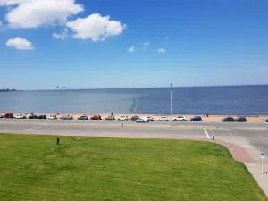 Frente al mar - José Ignacio