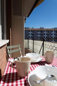 Cinecittà - Metro A Giulio Agricola A-C