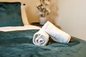 Central 4 Bed Flat - Sleep 8