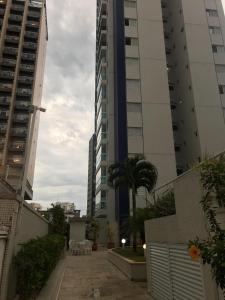 Apartamento nas Astúria em frente da praia