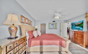 2BD Edgewater Beach & Golf Resort! Best Amenities! by Dolce Vita Getaways PCB
