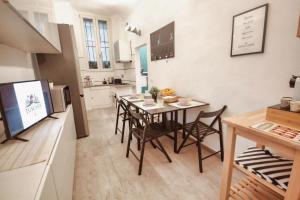 Oltrarno Charm Apartment