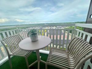 Royal Oceancrest Panglao