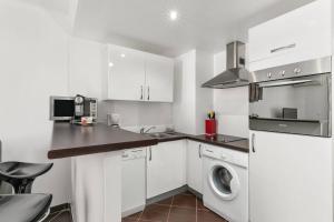 Luxury Studio YourHostHelper