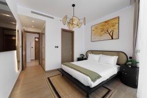 Daniels 1BR at Waves Grande In Sobha Hartland