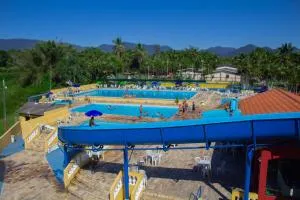 Ilha Morena Praia Hotel by Concavus - 卡拉瓜塔图巴