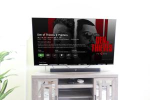 "LuxuryCrest , King Bed, BBQ & Backyard Games, Near Ocho Rios"