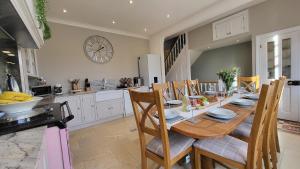 St Michaels Town House - Elegant and Large Holiday Home in the Heart of Gloucester