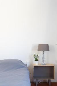 Maisons d'hotes LE GARDEN LODGE - RANDO ESCALADE - Seminaires - Sejour en Famille - Jardin - Parking - Wifi ! OFFRE SPECIALE : photos des chambres