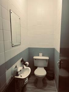 Cozy large sized 4 bedroom flat
