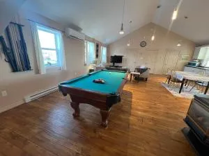 Pool Table, Foosball & Darts! - Fredericton