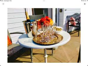 Lovely guest suite in country villa near Cologne