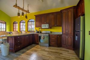 Cabarete Oceanview Villa Pool Oasis Beach Access