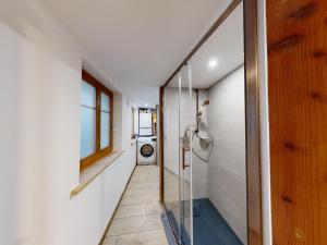 Chalets Le Chalet du Tanet spa sauna terrasse en Alsace : photos des chambres