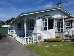 Charmae Guest House - Patea