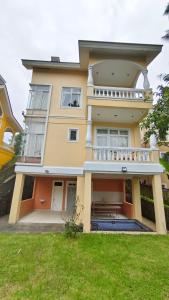 Diyar Villas Puncak NB33