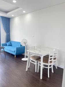 Tue's House