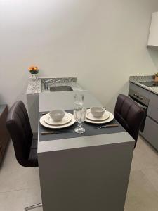 DEPARTAMENTO IMPECABLE A PASOS DeL SHOPPING DEL SOL