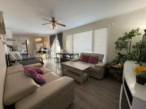 Algonquin S Lakeview 3BR H-Tub W-Stove Sandy Beach - Algonquin Highlands