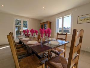 Gîte spacieux pour 10 pers. avec grand jardin à Tence - FR-1-582-528