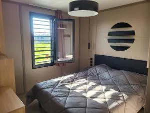 Chalet 3 chambres avec terrasse calme à Saint-Romain-de-Benet - FR-1-783-48 - Sablonceaux