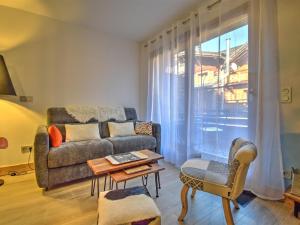 Appartement Charmant avec Terrasse au Centre de Morzine - FR-1-524-136