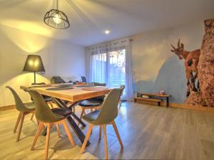 Appartement Charmant avec Terrasse au Centre de Morzine - FR-1-524-136