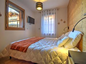 Appartement Charmant avec Terrasse au Centre de Morzine - FR-1-524-136