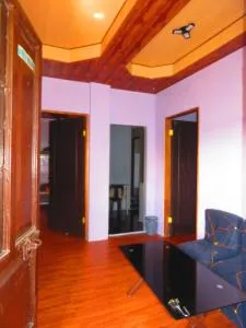 Family room 2 RODE WAY HOUSE SPACE RENTAL - Pico