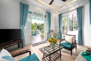 Hoi An Happy Clam Apartments Seaside An Bang Beach