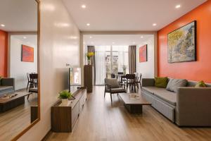 Flaxur Apart - by Antique