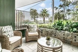 Stunning designer 3 Bed 2 bath opp Long Reef Golf Course - Collaroy