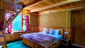 Rustic Mud House Jibhi