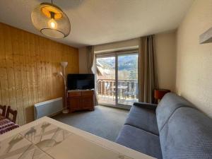 Appartements Charmant Studio avec Balcon et Parking a Barcelonnette - FR-1-804-50 : photos des chambres