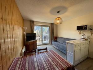 Appartements Charmant Studio avec Balcon et Parking a Barcelonnette - FR-1-804-50 : photos des chambres