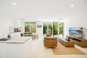 North Sydney 3BR Walk to Metro Train